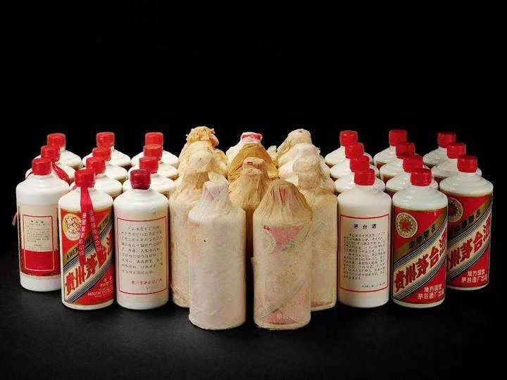 商城日照岚山回收酒价格哪里回收(附近上门回收茅台酒）?